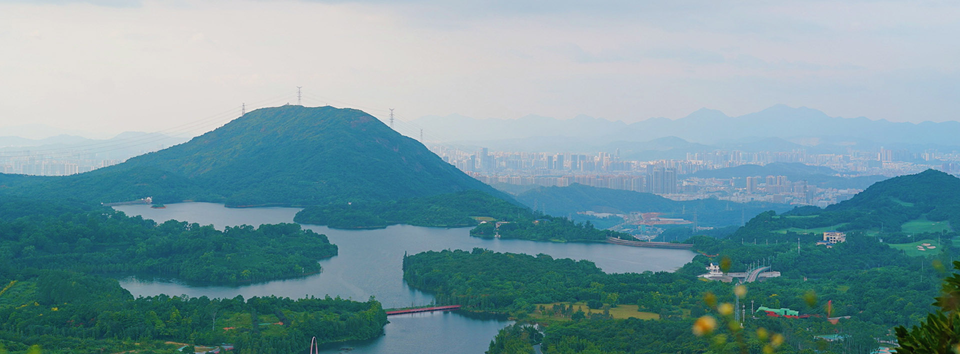 推動(dòng)綠色發(fā)展   建設(shè)美麗中國(guó)